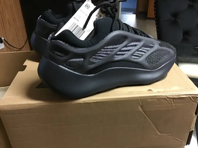 PK God Batch adidas Yeezy 700 V3 Clay Brown GY0189 review S*** 01