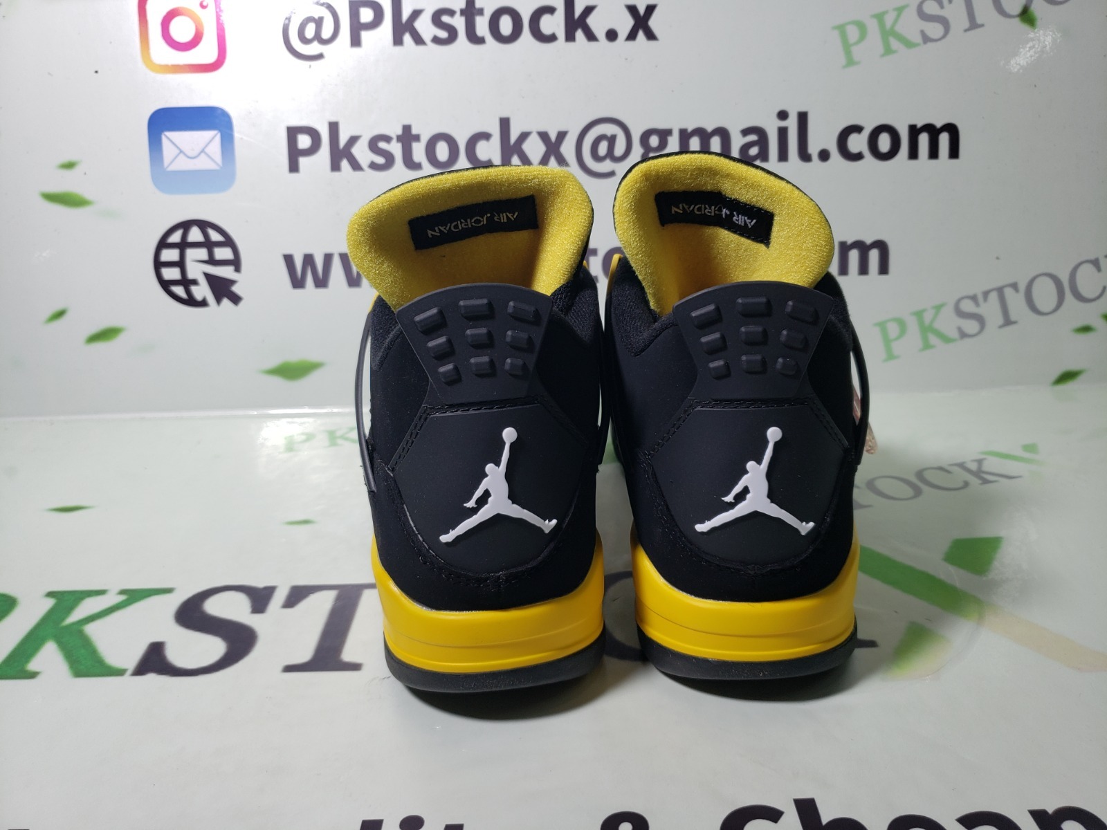 Special offer Batch Air Jordan 4 Thunder DH6927-017 review S*** 02