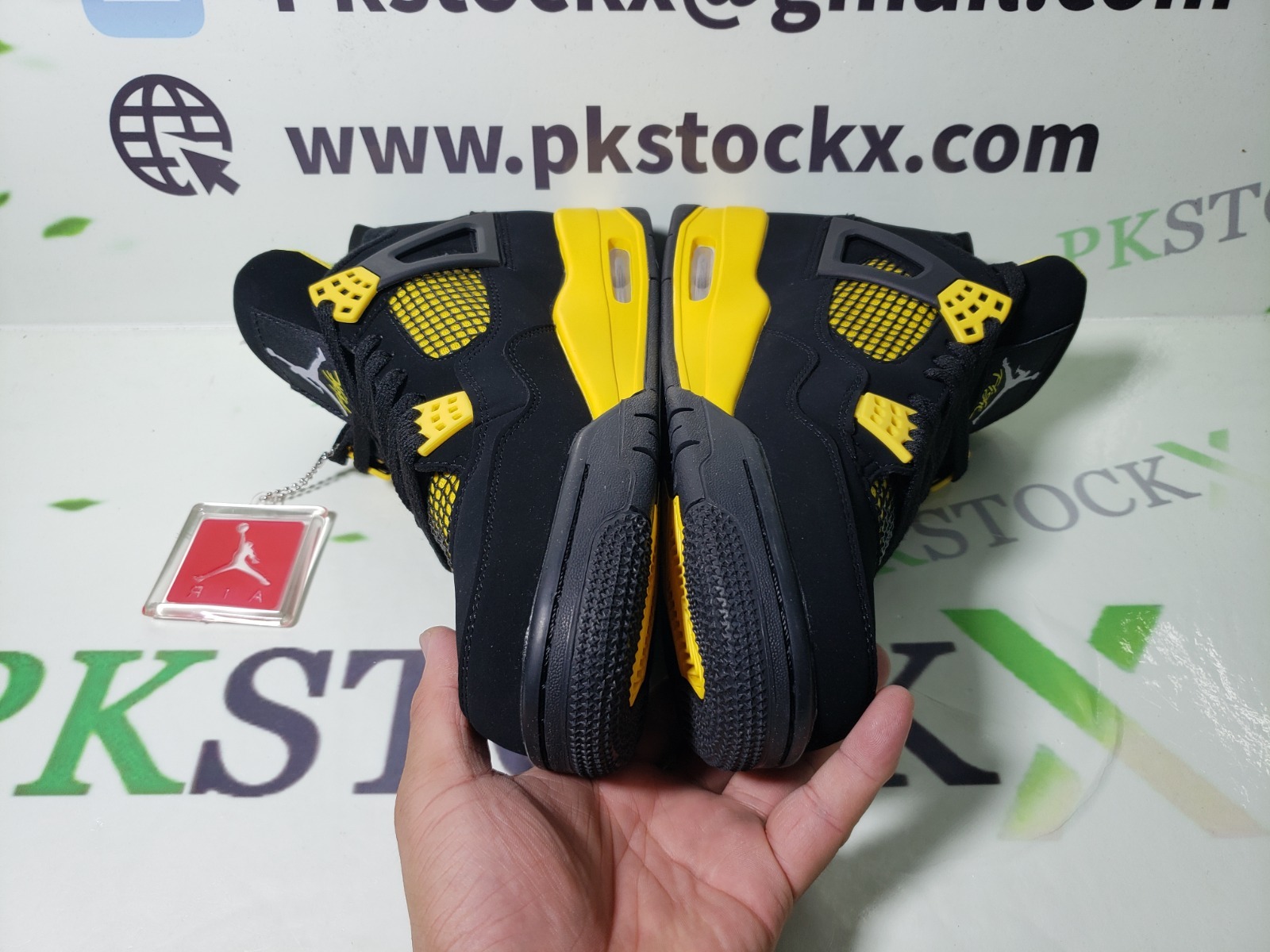 Special offer Batch Air Jordan 4 Thunder DH6927-017 review S*** 04