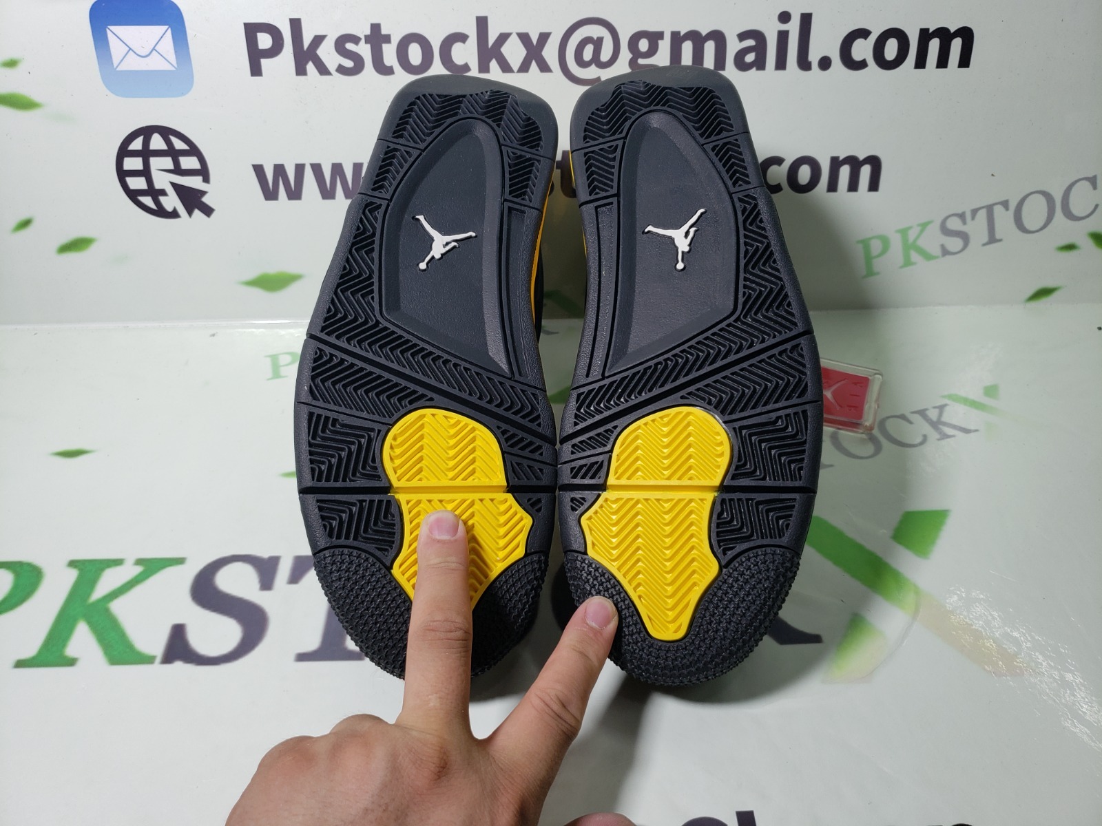 Special offer Batch Air Jordan 4 Thunder DH6927-017 review S*** 05