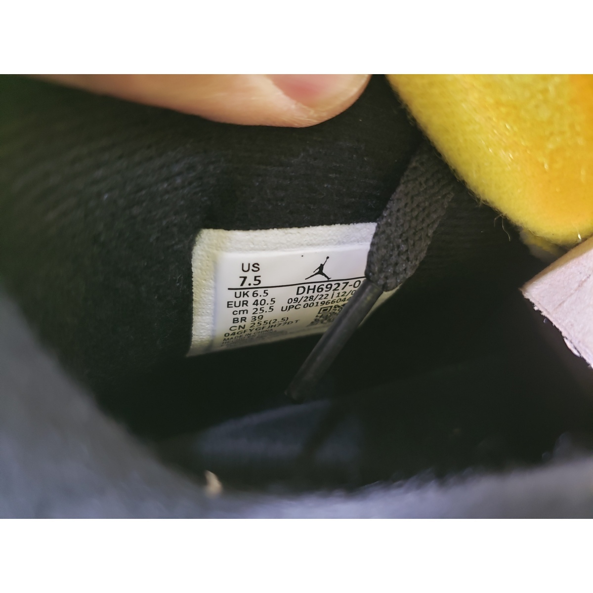 Special offer Batch Air Jordan 4 Thunder DH6927-017 review dillon 01