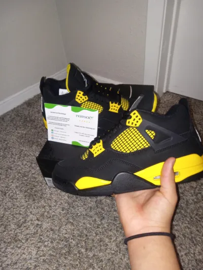 Special offer Batch Air Jordan 4 Thunder DH6927-017 review Dillon 05
