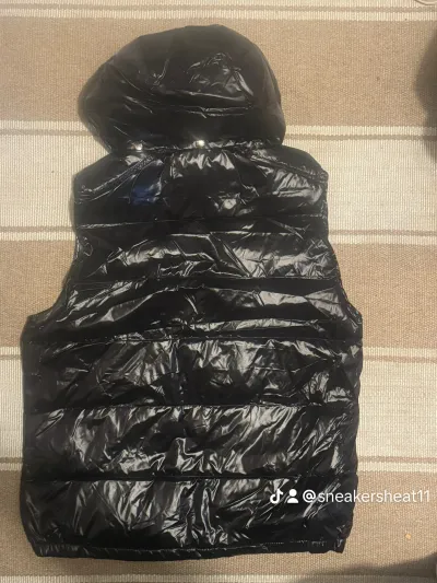 Moncler Bormes Down Vest Black (NFC) review Tyrone (Support from discord server) 02