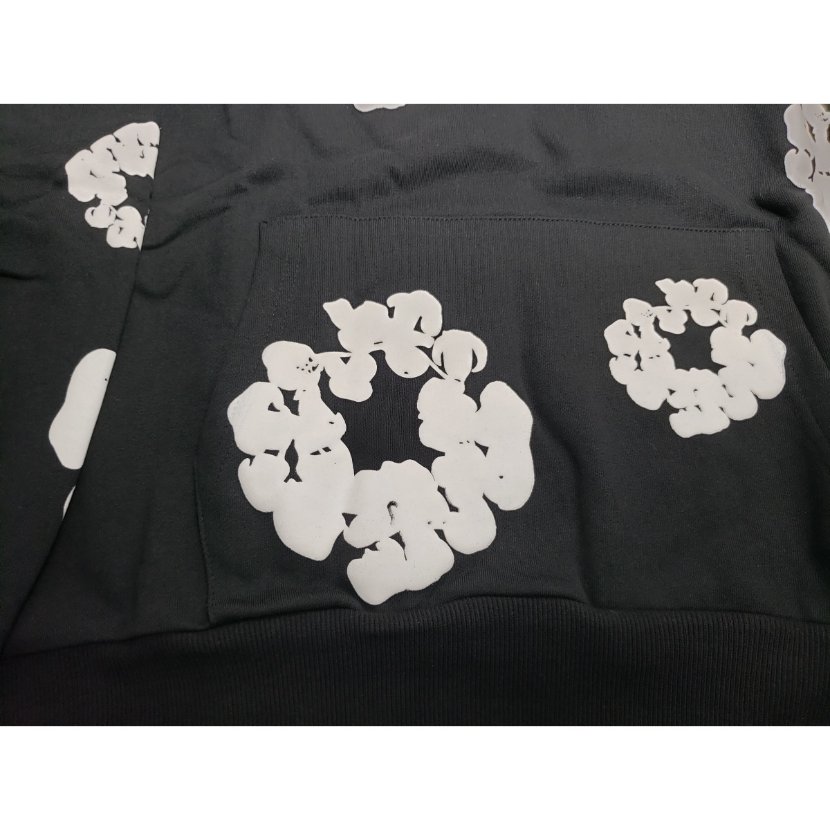 Denim Tears The Cotton Wreath Sweatshirt Black SS23 review Steezy 03