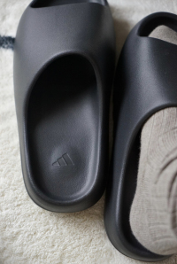 PK God Batch Adidas Yeezy Slide Onyx GQ6448  review 1
