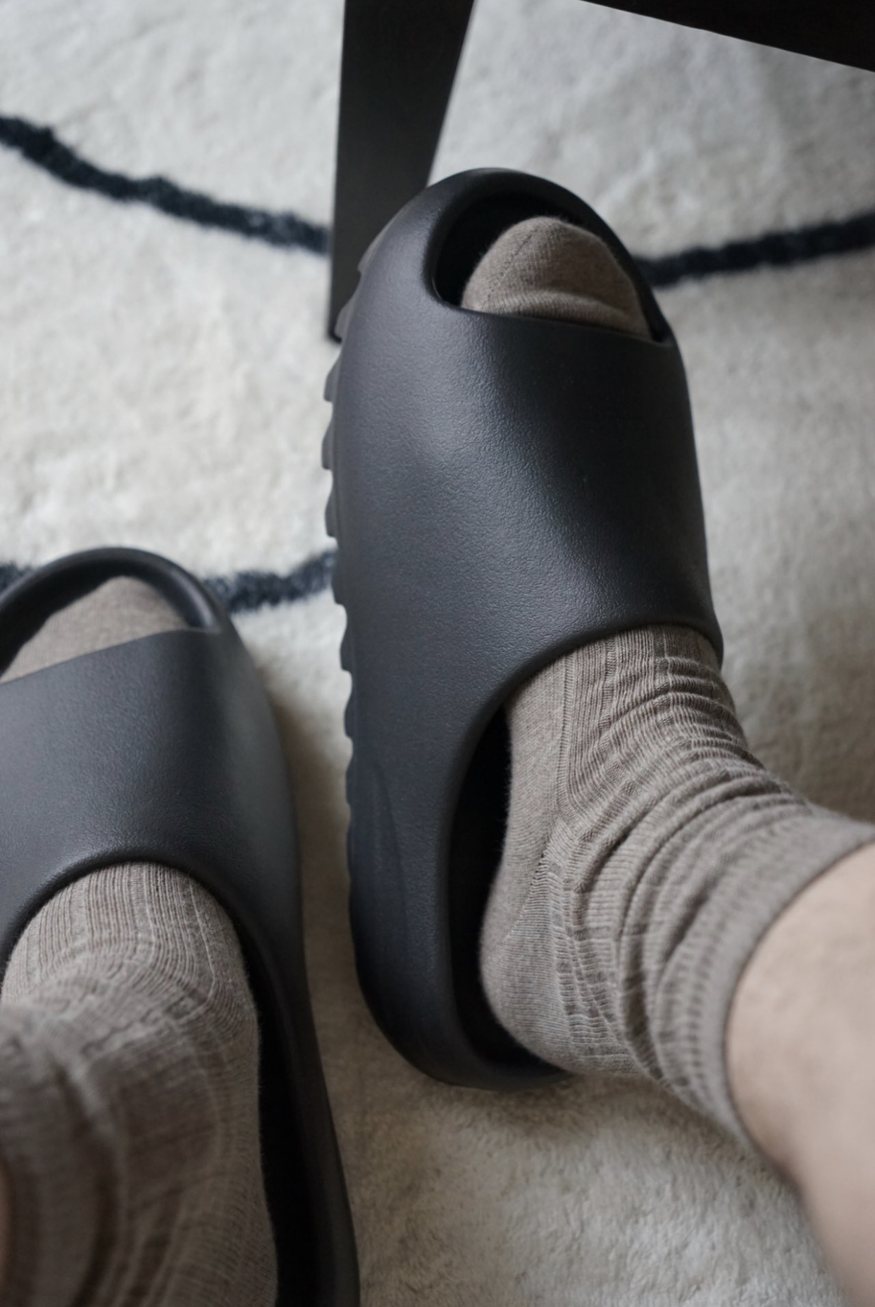 PK God Batch Adidas Yeezy Slide Onyx GQ6448  review E*** 03