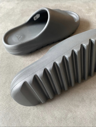 PK God Batch Adidas Yeezy Slide Onyx GQ6448  review F*** 05