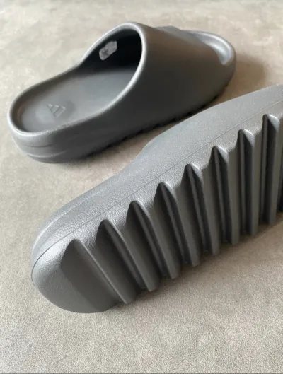 PK God Batch Adidas Yeezy Slide Onyx GQ6448  review F*** 05