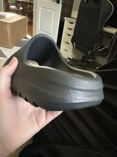 PK God Batch Adidas Yeezy Slide Onyx GQ6448  review V*** 00