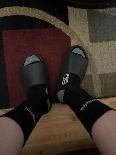 PK God Batch Adidas Yeezy Slide Onyx GQ6448  review V*** 01