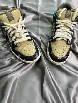 PK God Batch Nike SB Dunk Low Travis Scott CT5053-001 review J*** 01