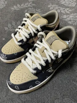 PK God Batch Nike SB Dunk Low Travis Scott CT5053-001 review F*** 01
