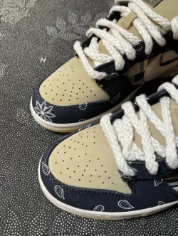 PK God Batch Nike SB Dunk Low Travis Scott CT5053-001 review F*** 02