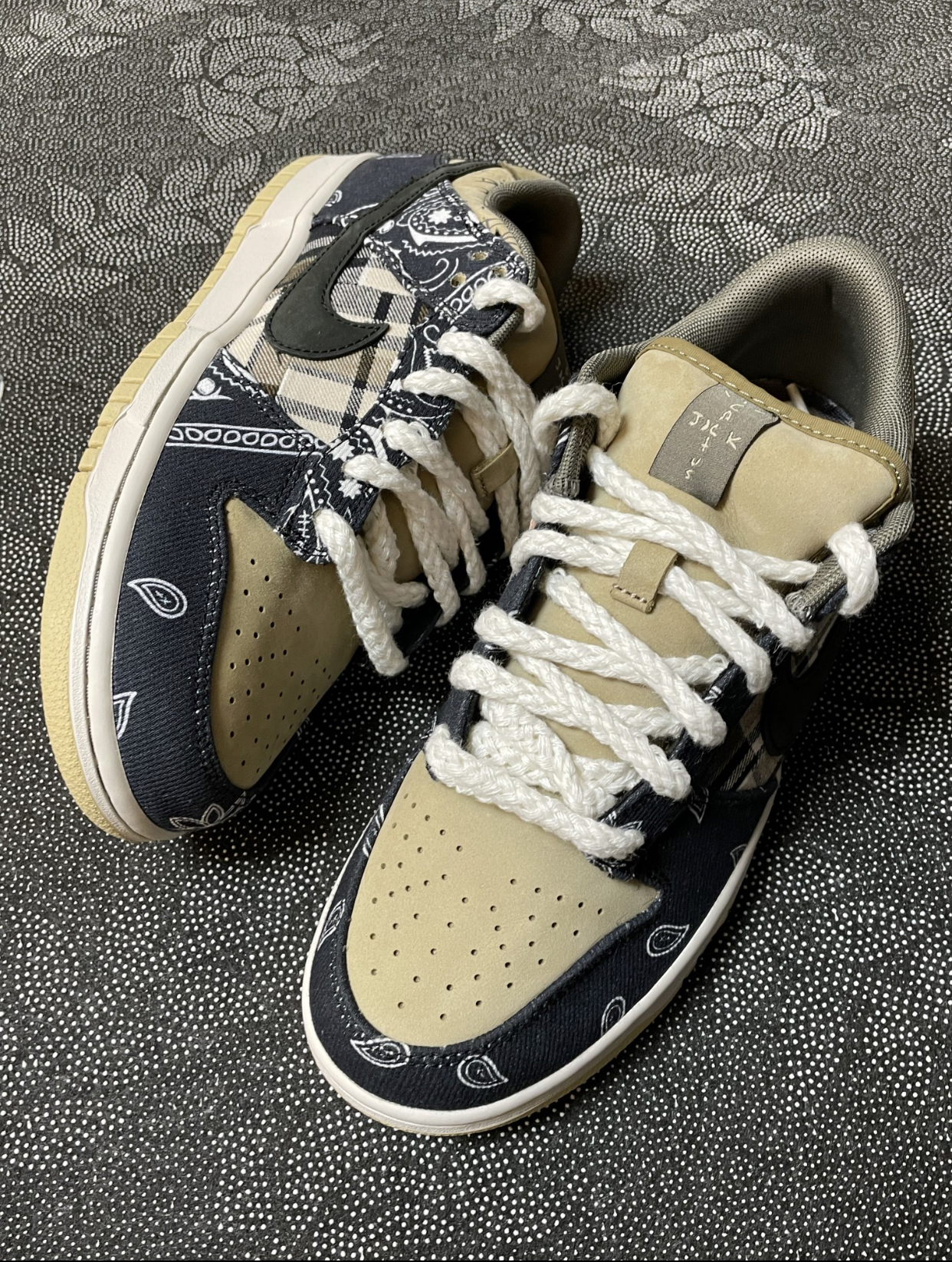 PK God Batch Nike SB Dunk Low Travis Scott CT5053-001 review F*** 02