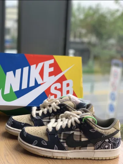 PK God Batch Nike SB Dunk Low Travis Scott CT5053-001 review V*** 00