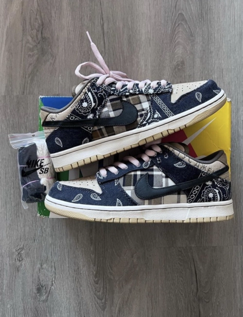 PK God Batch Nike SB Dunk Low Travis Scott CT5053-001 review 