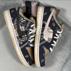 PK God Batch Nike SB Dunk Low Travis Scott CT5053-001 review H*** 02