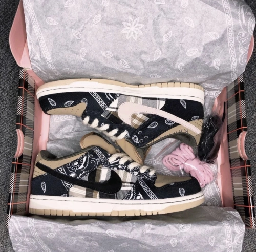 PK God Batch Nike SB Dunk Low Travis Scott CT5053-001 review 