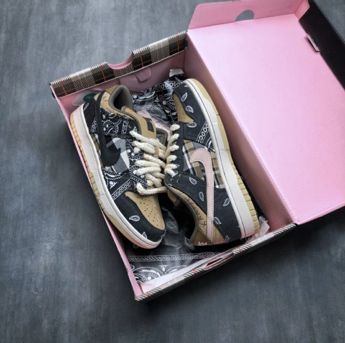 PK God Batch Nike SB Dunk Low Travis Scott CT5053-001 review 