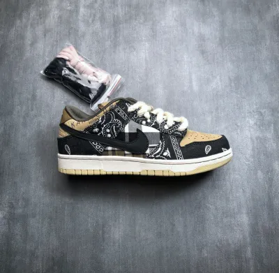 PK God Batch Nike SB Dunk Low Travis Scott CT5053-001 review U*** 02