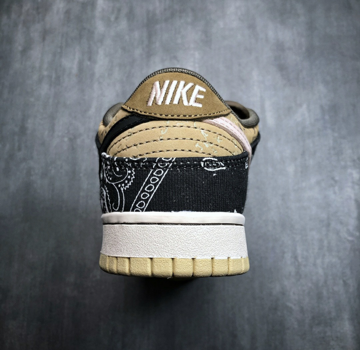 PK God Batch Nike SB Dunk Low Travis Scott CT5053-001 review U*** 07