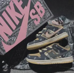 PK God Batch Nike SB Dunk Low Travis Scott CT5053-001 review Z*** 02