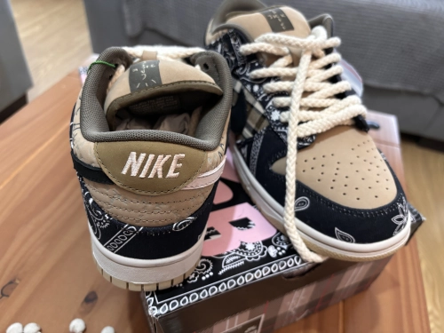 PK God Batch Nike SB Dunk Low Travis Scott CT5053-001 review 