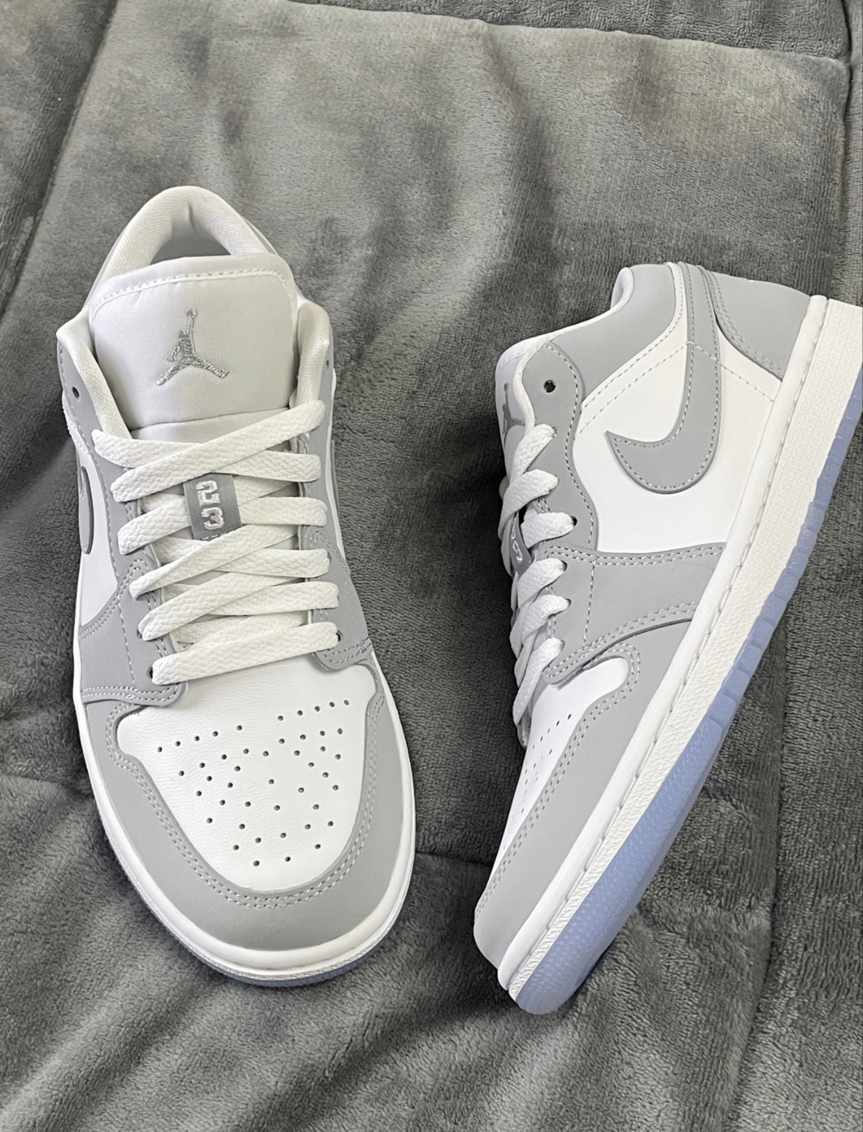 Special offer Batch Air Jordan 1 Low Wolf Grey DC0774-105 - Pk Stockx