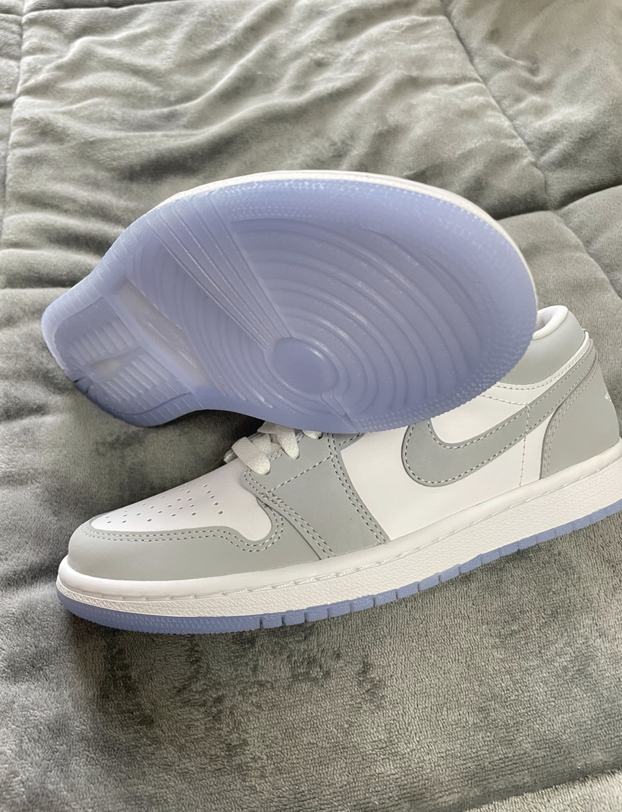 Special offer Batch Air Jordan 1 Low Wolf Grey DC0774-105 review D*** 02