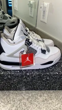 Special offer Batch Air Jordan 4 Retro Military Black DH6927-111 review 1