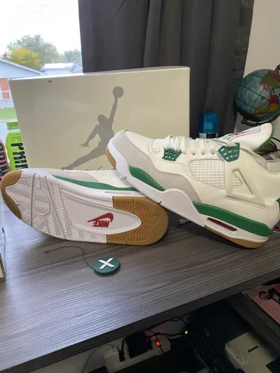 Special offer Batch Nike SB x Air Jordan 4 Pine Green DR5415-103  review Étienne 02
