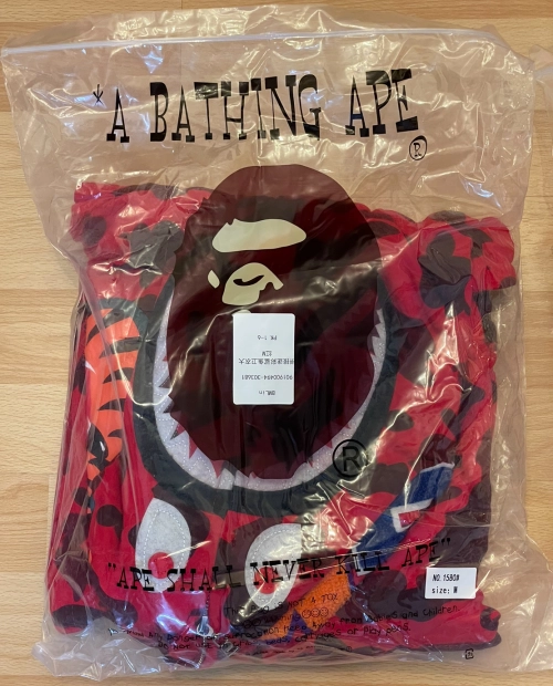 BAPE Color Camo Shark Zip Hoodie Red 4580793322511 review 