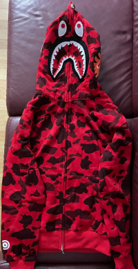 BAPE Color Camo Shark Zip Hoodie Red 4580793322511 review 1