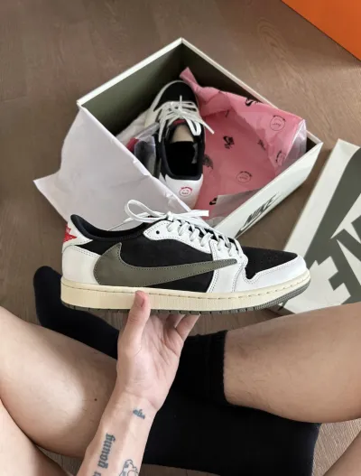 PK God Batch Air Jordan 1 Retro Low OG SP Travis Scott Olive (W) DZ4137-106 review G*** 01