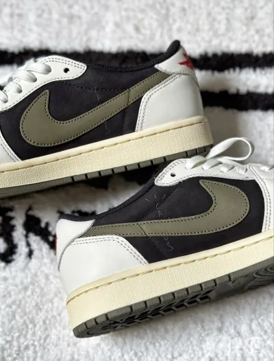 PK God Batch Air Jordan 1 Retro Low OG SP Travis Scott Olive (W) DZ4137-106 review F*** 03