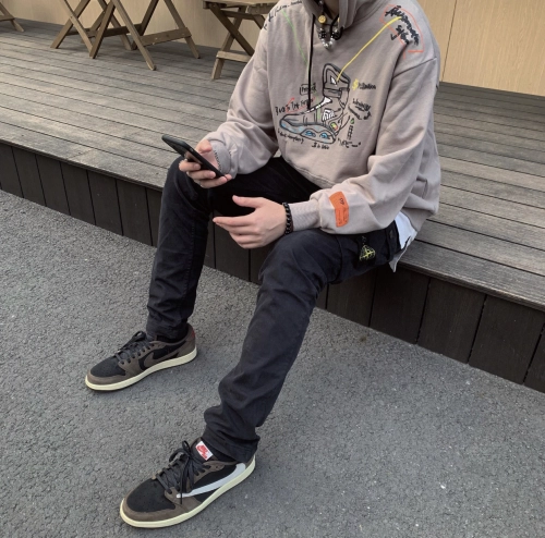 Special offer Batch Travis Scott x Air Jordan 1 Low CQ4277-001 review 