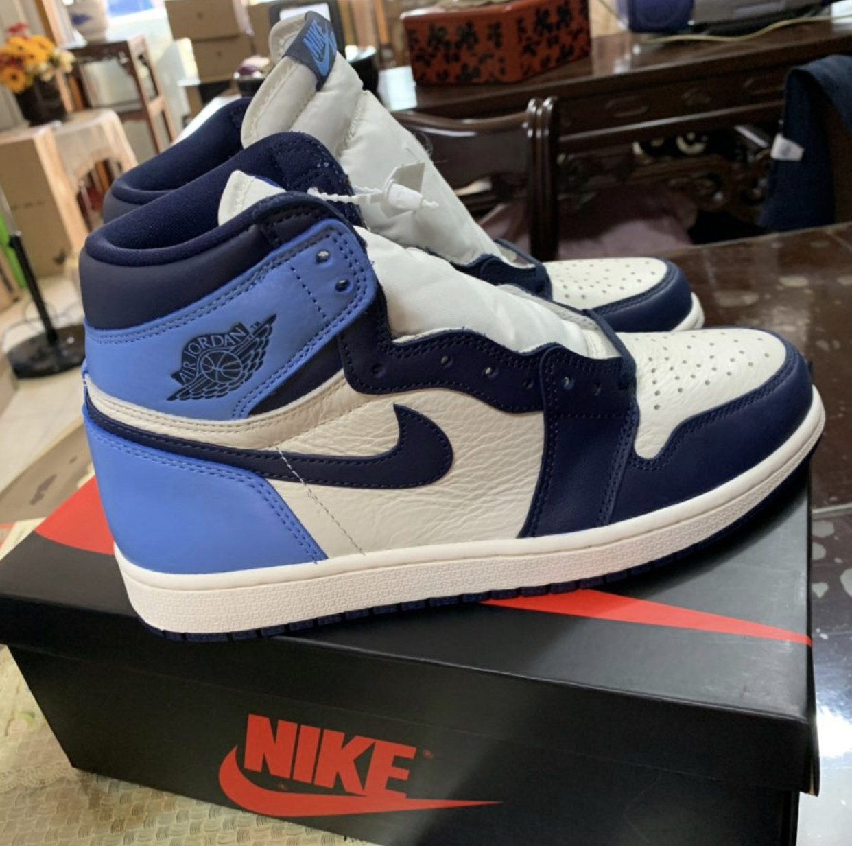 PK God Batch Air Jordan 1 Retro High Obsidian UNC 555088-140 review P*** 01