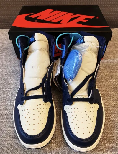 PK God Batch Air Jordan 1 Retro High Obsidian UNC 555088-140 review E*** 04