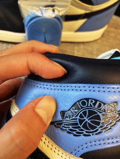 PK God Batch Air Jordan 1 Retro High Obsidian UNC 555088-140 review E*** 05