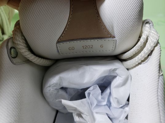 PK God Batch LOUIS VUITTON Skate Sneaker Beige White  review A*** 02