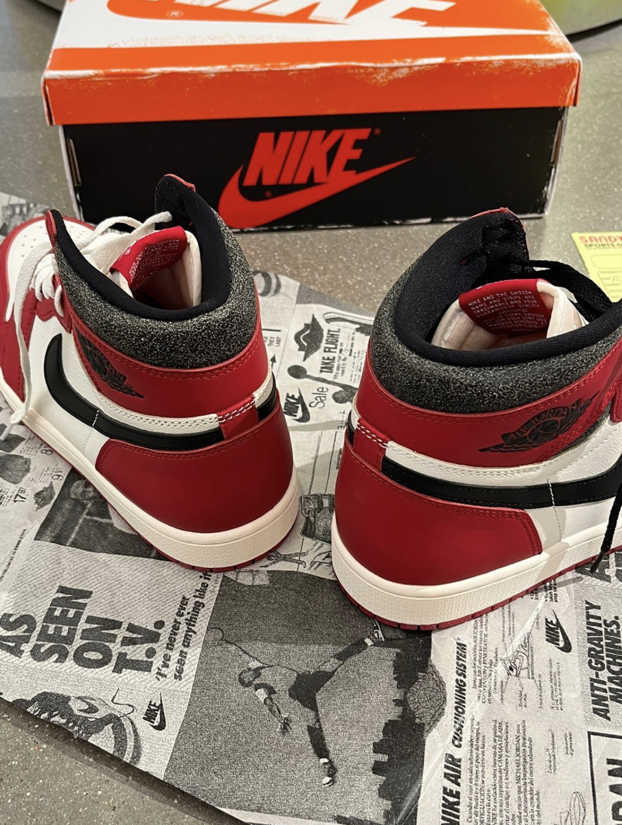 PK God Batch Air Jordan 1 Retro High OG Lost and Found DZ5485-612 review K*** 04