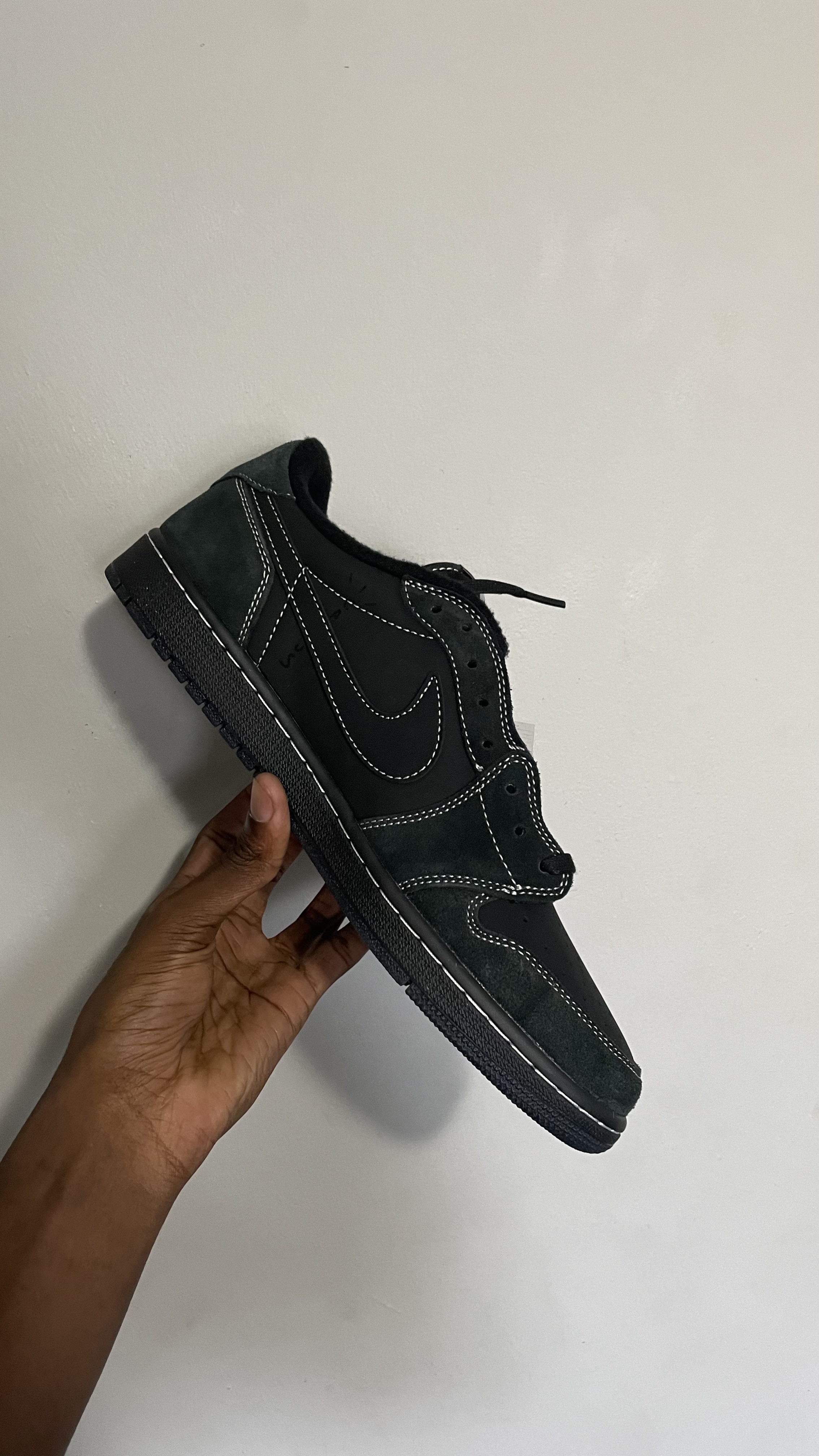 LJR Batch Air Jordan 1 Retro Low OG SP Travis Scott Black Phantom DM7866-001 review Elijah Hensford 01