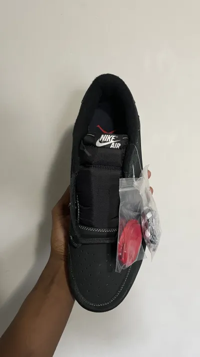 LJR Batch Air Jordan 1 Retro Low OG SP Travis Scott Black Phantom DM7866-001 review Elijah Hensford 01