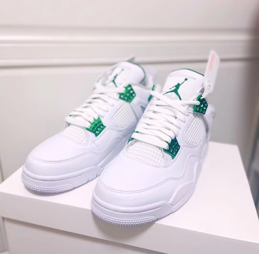 Special offer Batch Air Jordan 4 Retro Metallic Green CT8527-113 review T*** 01