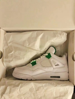 Special offer Batch Air Jordan 4 Retro Metallic Green CT8527-113 review L*** 01