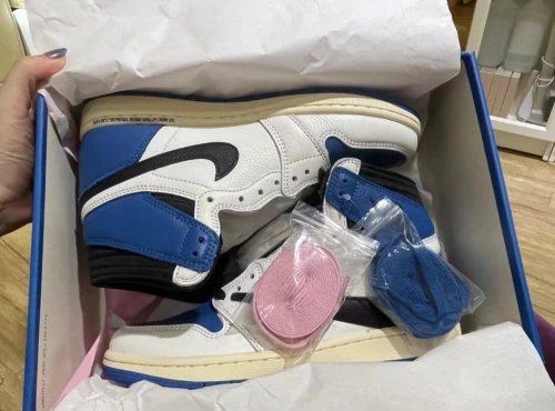 PK God Batch Air Jordan 1 Retro High OG SP Fragment x Travis Scott DH3227-105 review 