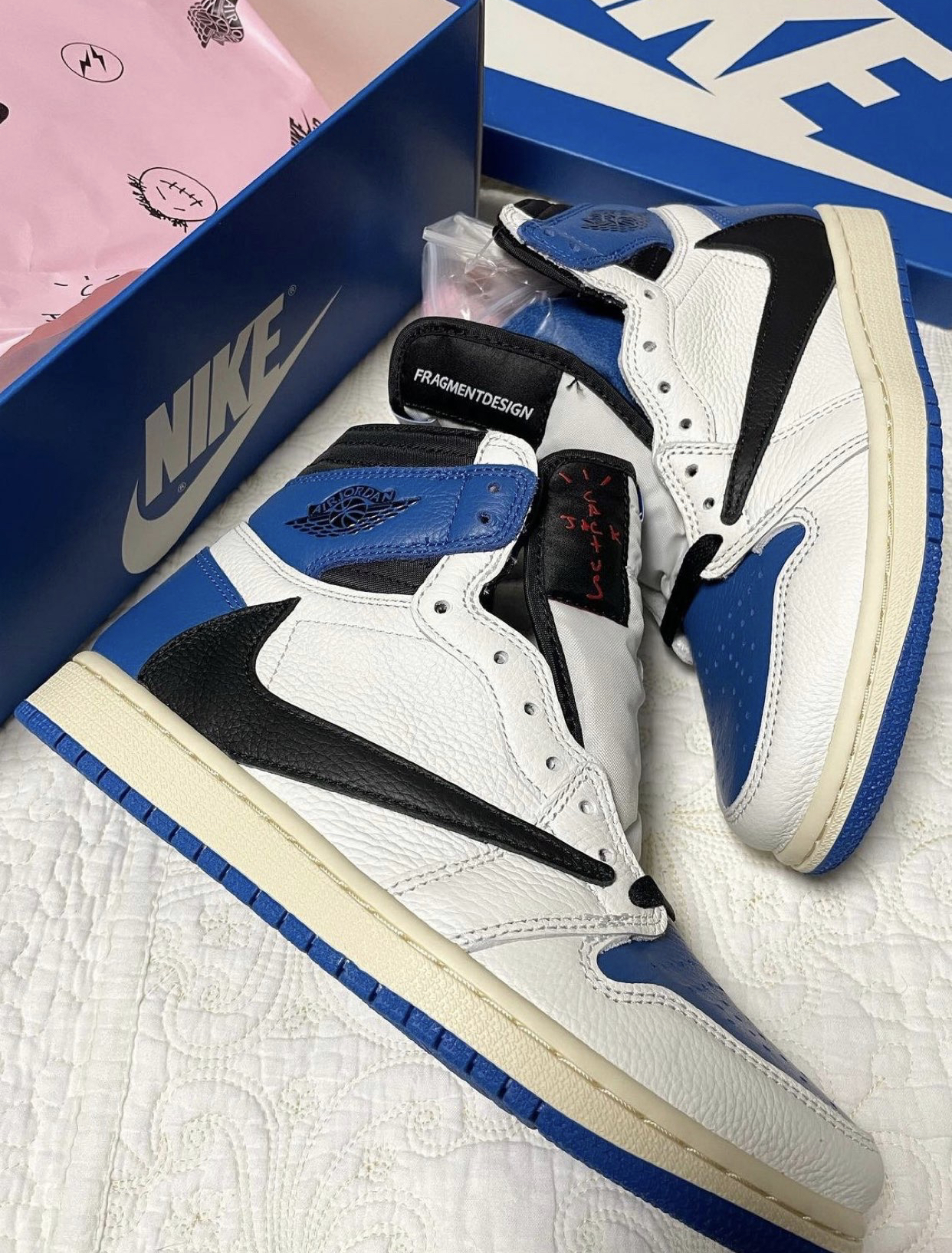 PK God Batch Air Jordan 1 Retro High OG SP Fragment x Travis Scott DH3227-105 review E*** 03