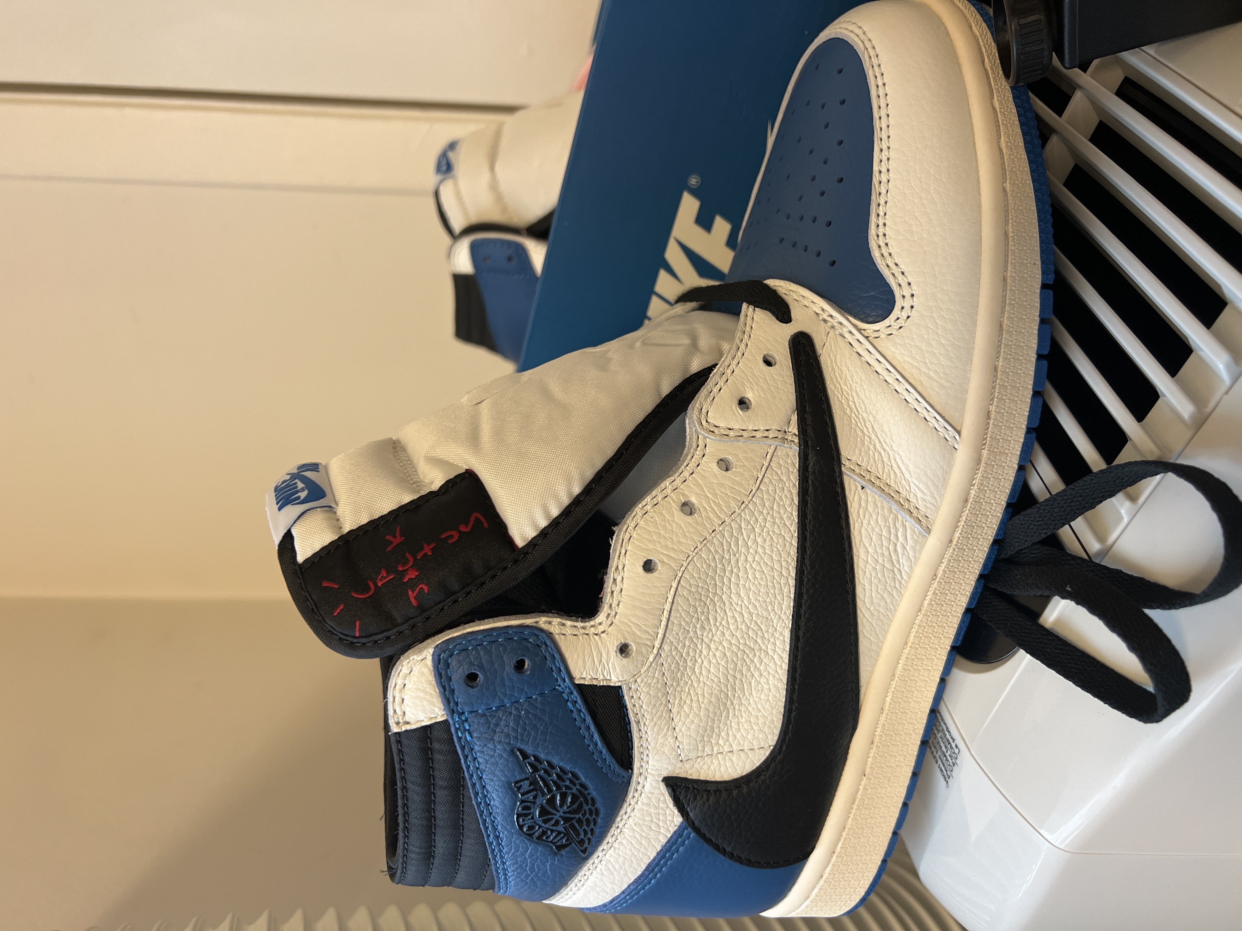PK God Batch Air Jordan 1 Retro High OG SP Fragment x Travis Scott DH3227-105 review Bobby