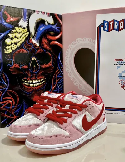 PK God Batch Nike SB Dunk Low StrangeLove Skateboards CT2552-800 review K*** 00
