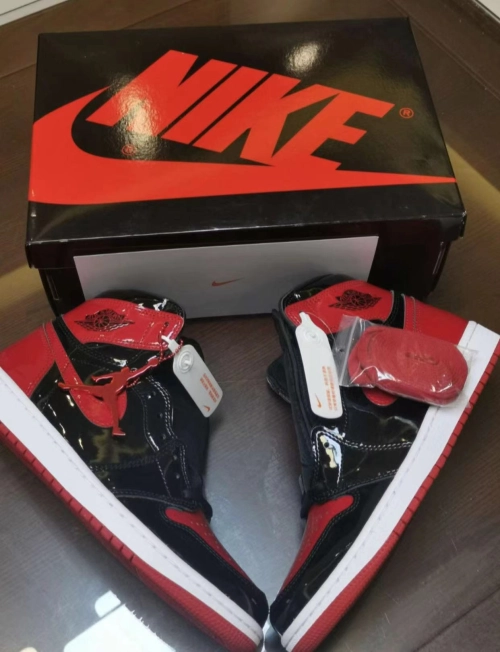 PK God Batch Air Jordan 1 High OG Bred Patent 555088-063 review 